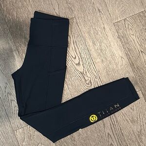 Lululemon Fast & Free 7/8 Tight II *Non-Reflective Nulux 25" True Navy Size 4